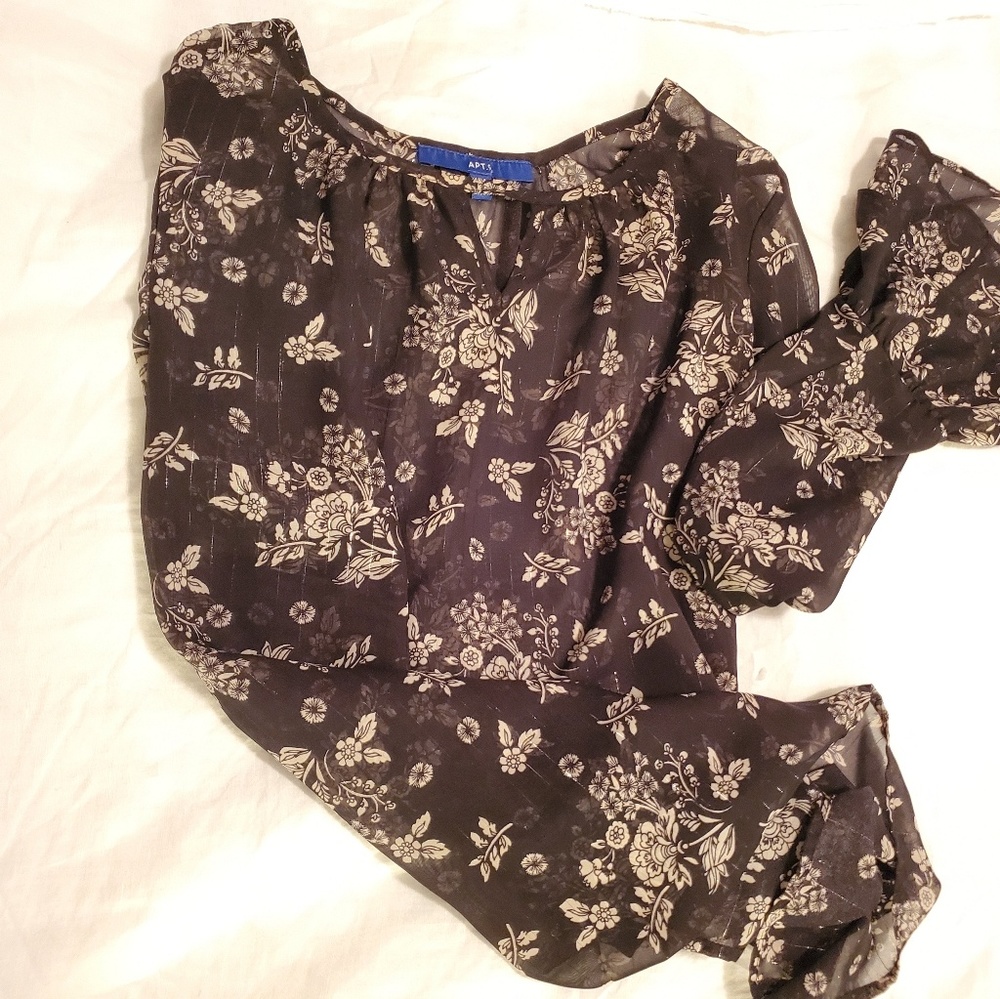 ❄☃️5for$25 Apt.9 Sheer Black Keyhole Blouse